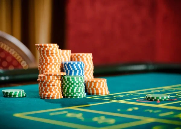 Live Togel Draw studio setup with dealer and display screen